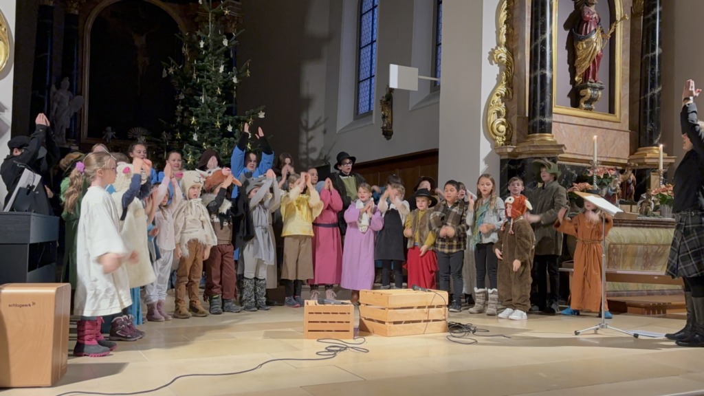Krippenspiel „s’Flötemeitli“ - Pfarrei - Kirchgemeinde: St. Michael Kaisten und St. Maria Ittenthal, gehört zum Pastoralraum Region Laufenburg 6