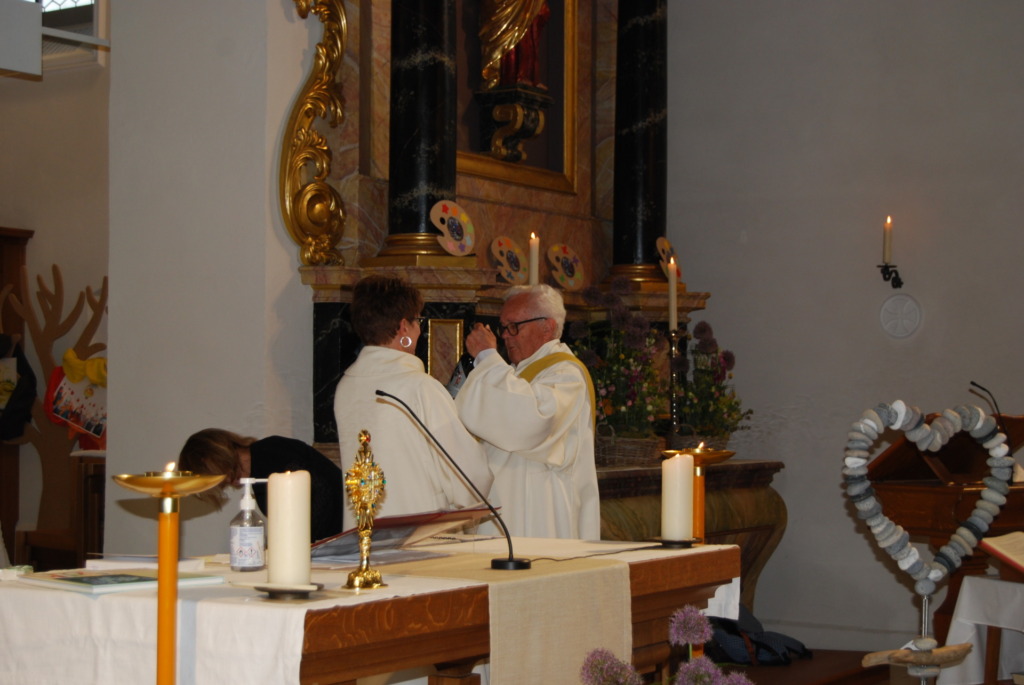 Verabschiedung Helena Boutellier in Kaisten - Pfarrei - Kirchgemeinde: St. Michael Kaisten und St. Maria Ittenthal, gehört zum Pastoralraum Region Laufenburg 6