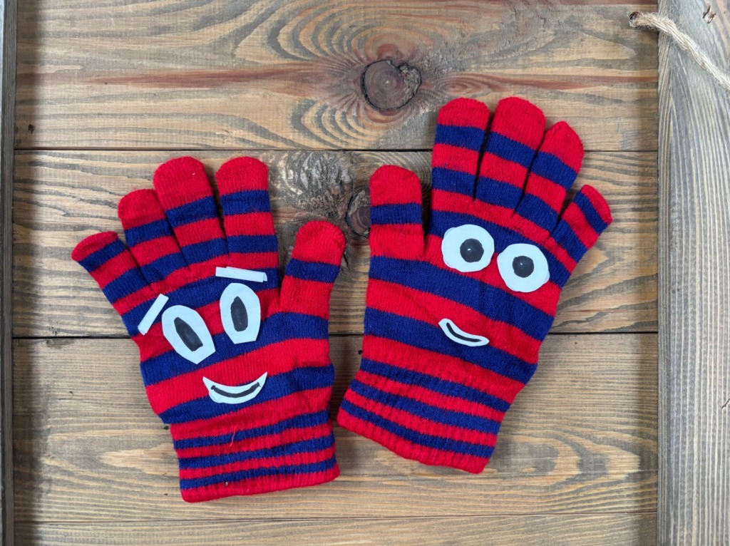 Gschich­te-Chisch­te — Drei klei­ne Handschuhe